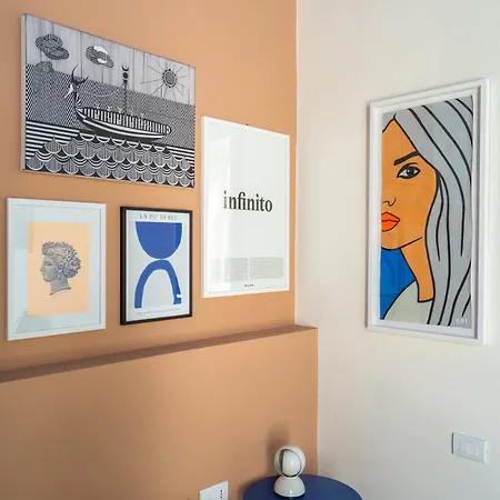 Veralma - Bright With Vintage Style 150 Mq Apartment